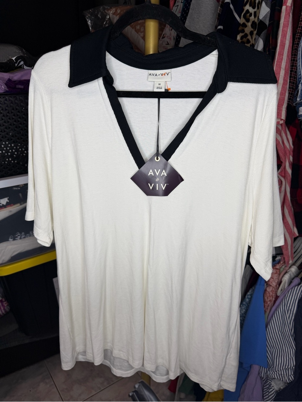 Ava & Viv White Ribbed Top with Black Trim - Picture 2 of 4